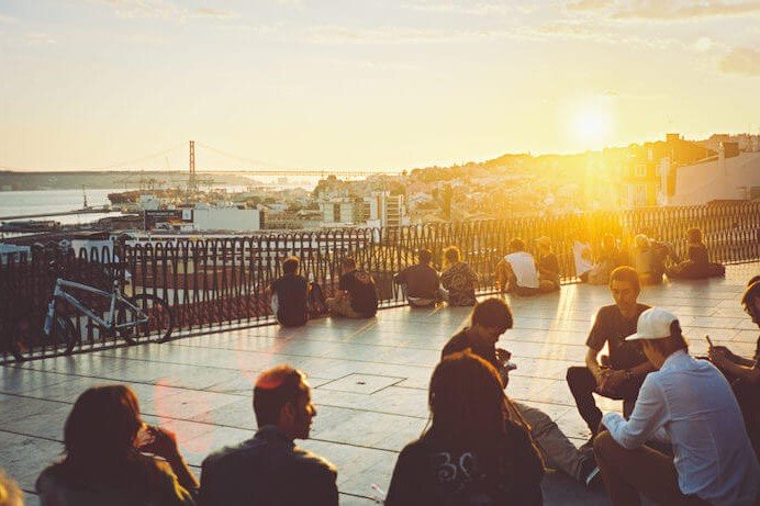 Le Top des meilleurs Point de vue de Lisbonne - Miradouro de Santa Catarina - Le plus bohème